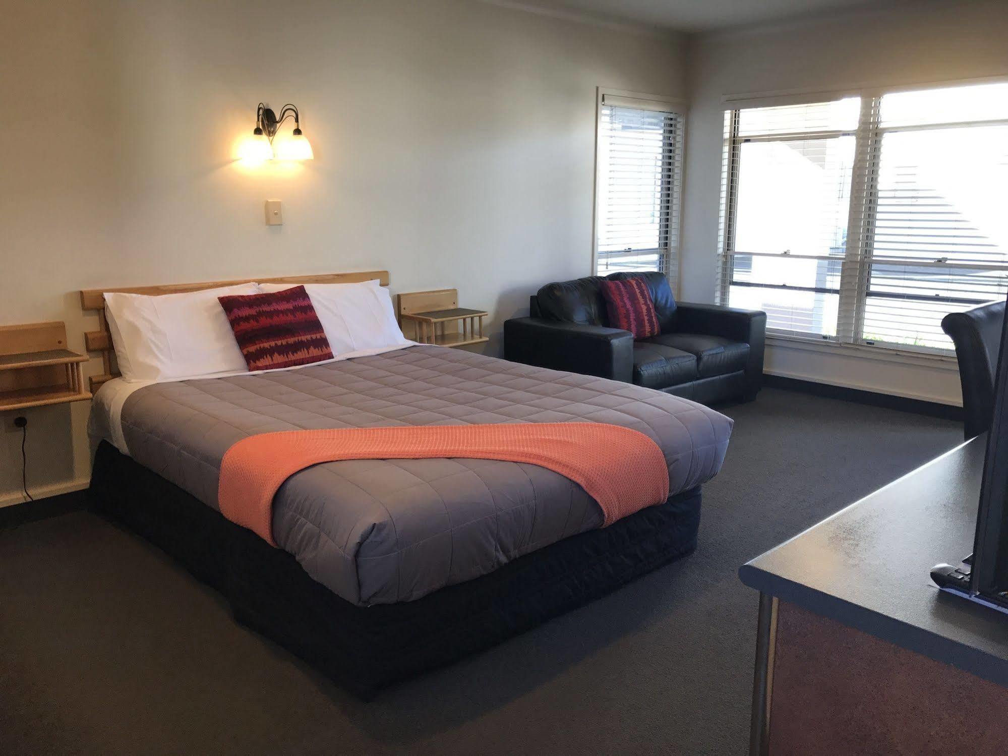 Pacific Harbour Motor Inn Gisborne Bagian luar foto
