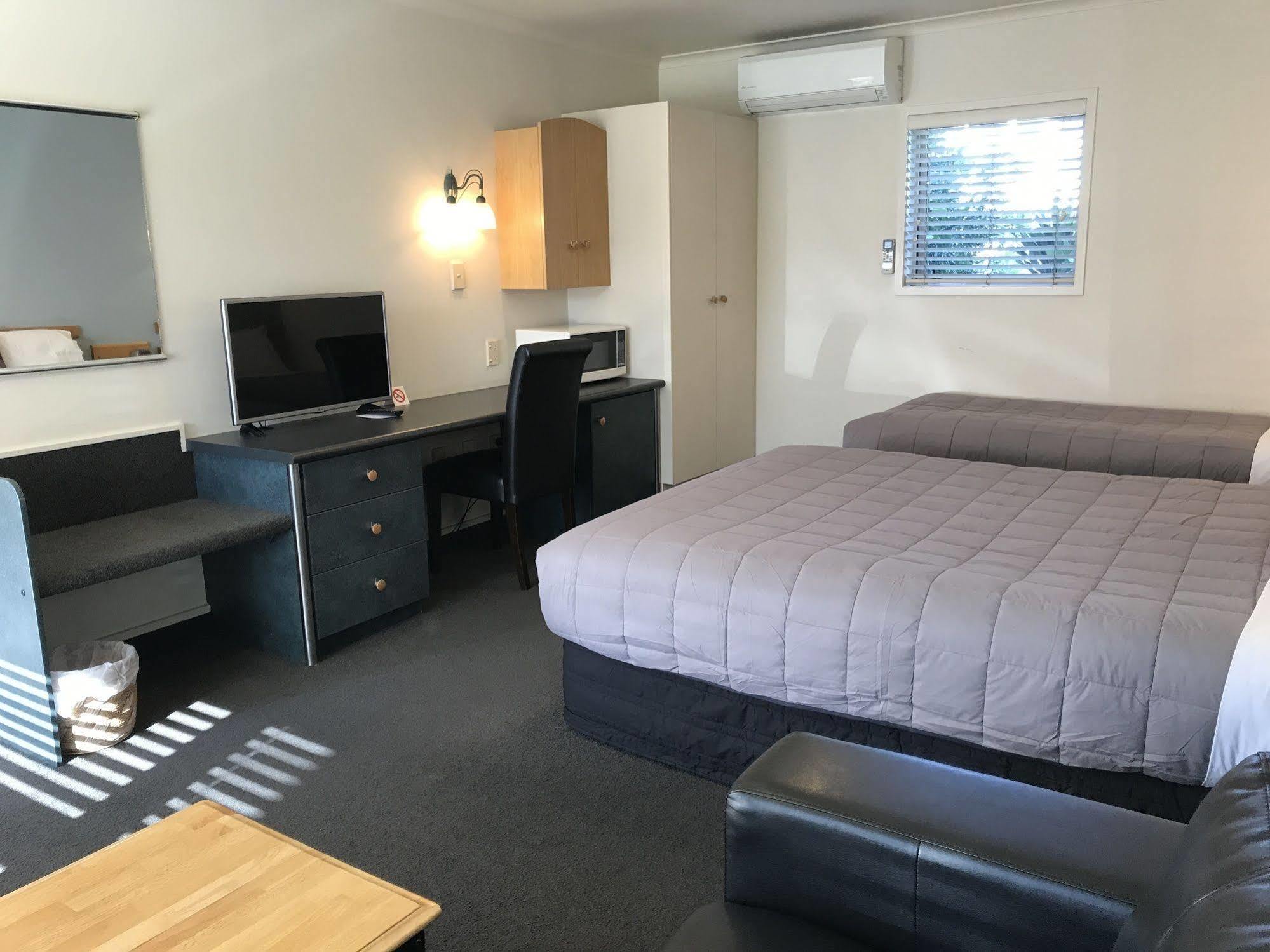 Pacific Harbour Motor Inn Gisborne Bagian luar foto
