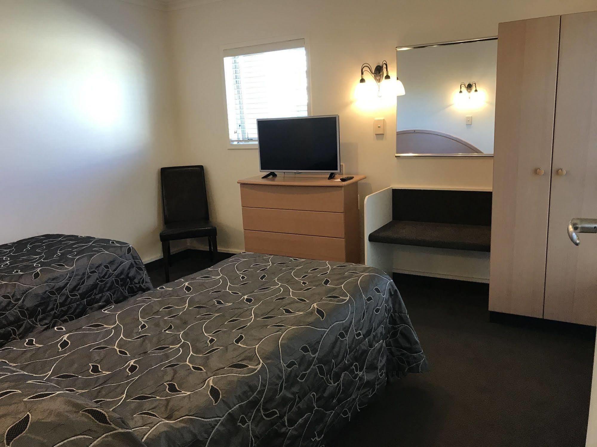 Pacific Harbour Motor Inn Gisborne Bagian luar foto